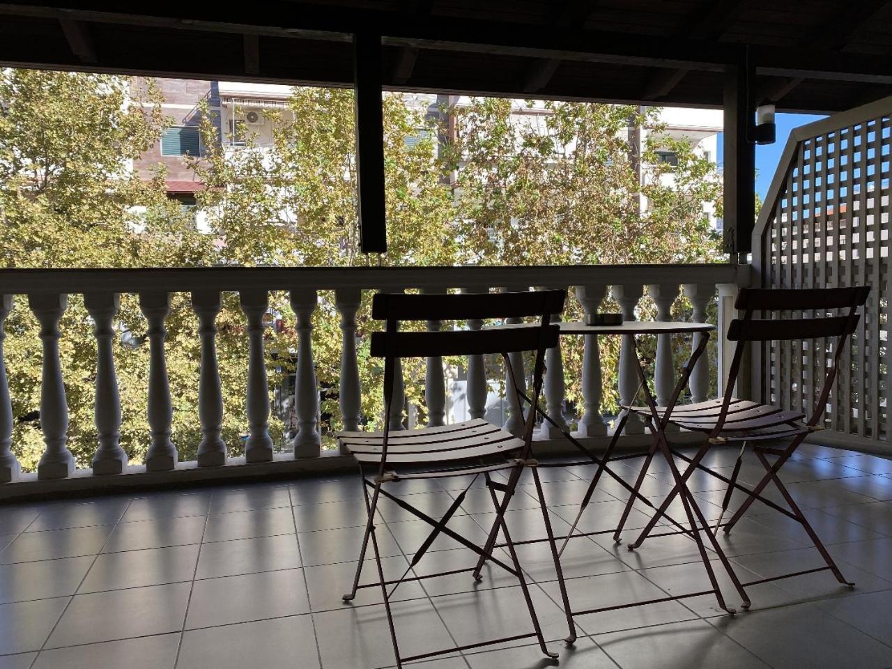 Hotel Martini Vlorë Екстериор снимка