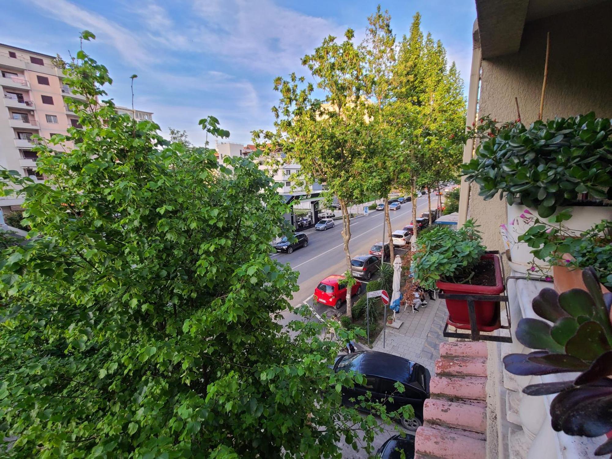 Hotel Martini Vlorë Екстериор снимка