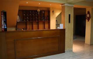 Hotel Martini Vlorë Екстериор снимка
